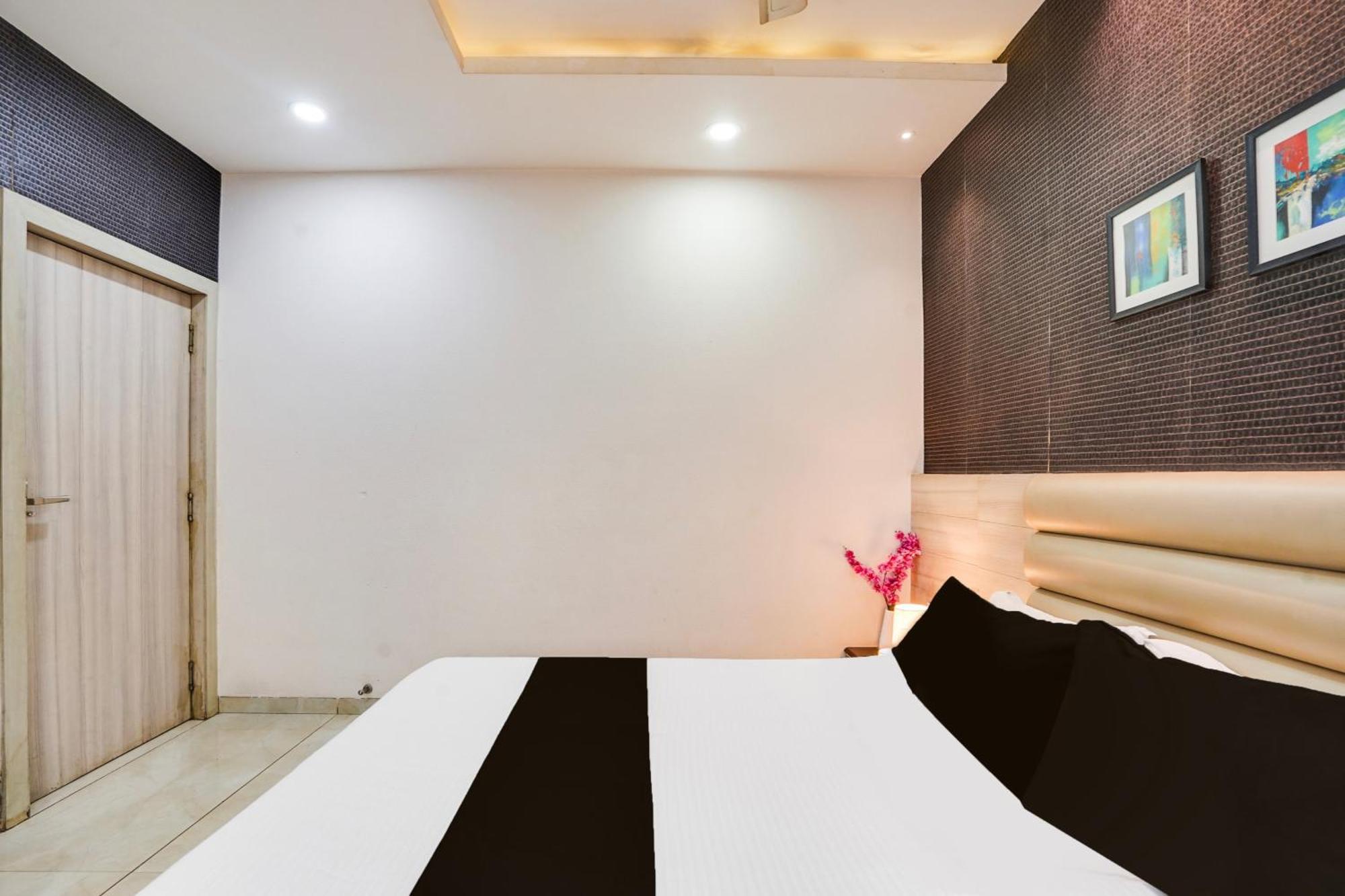 Super Townhouse Jhalawar Road Gumanpura Formerly Rockland Кота Экстерьер фото